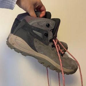 Columbia hiking boots